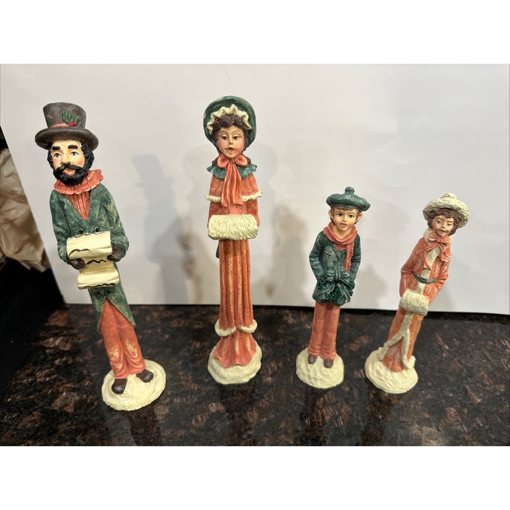 Windsor Victorian Christmas Carolers Set of 4 Vintage Family Figurines